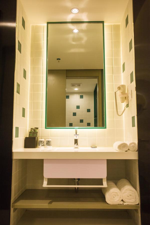 Magnotel Yangshuo West Street Екстериор снимка