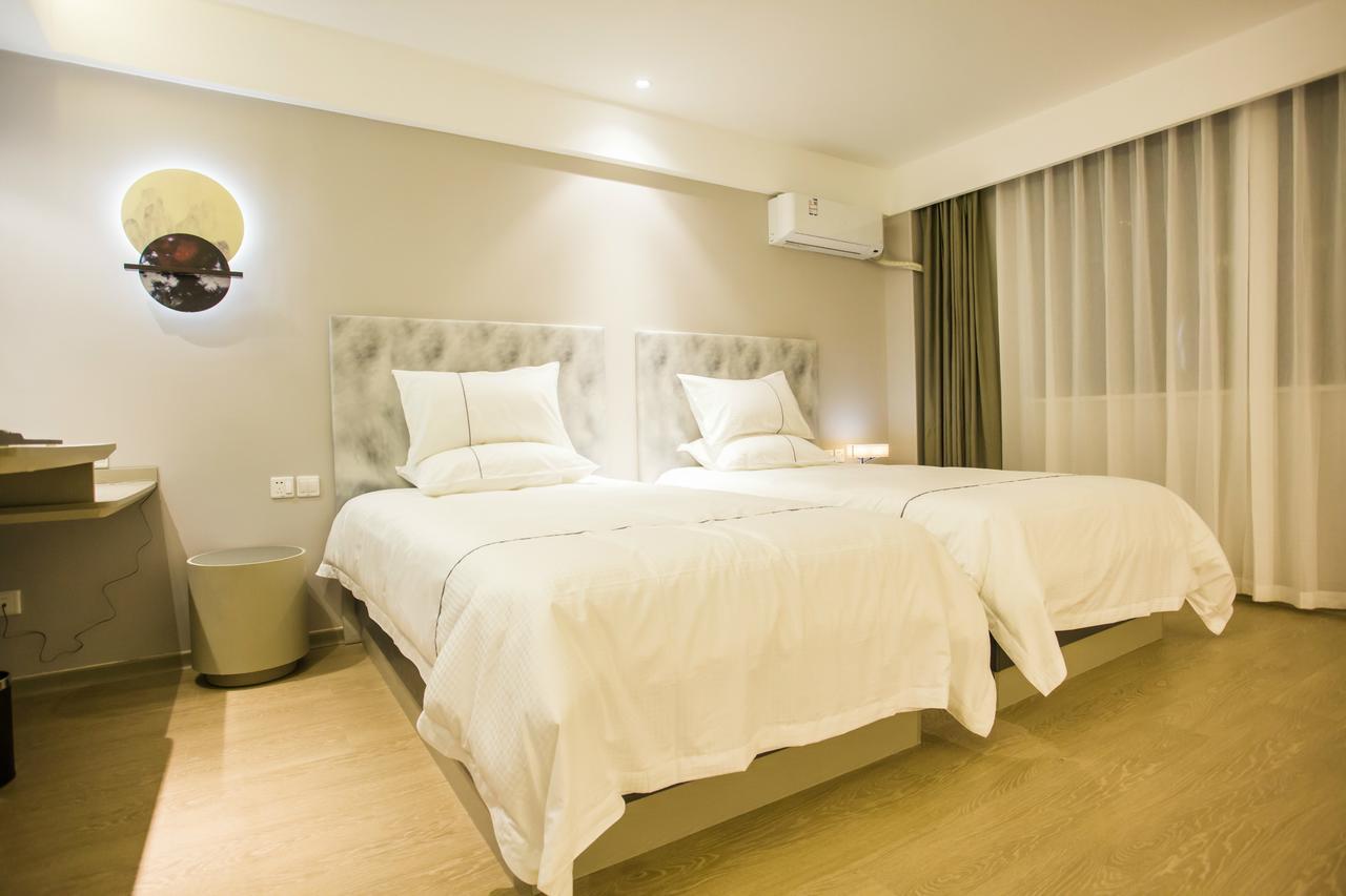 Magnotel Yangshuo West Street Екстериор снимка